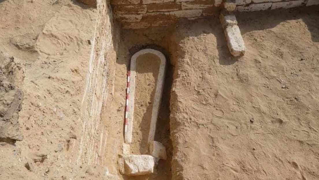 Descubren en Egipto 22 tumbas de tres épocas distintas