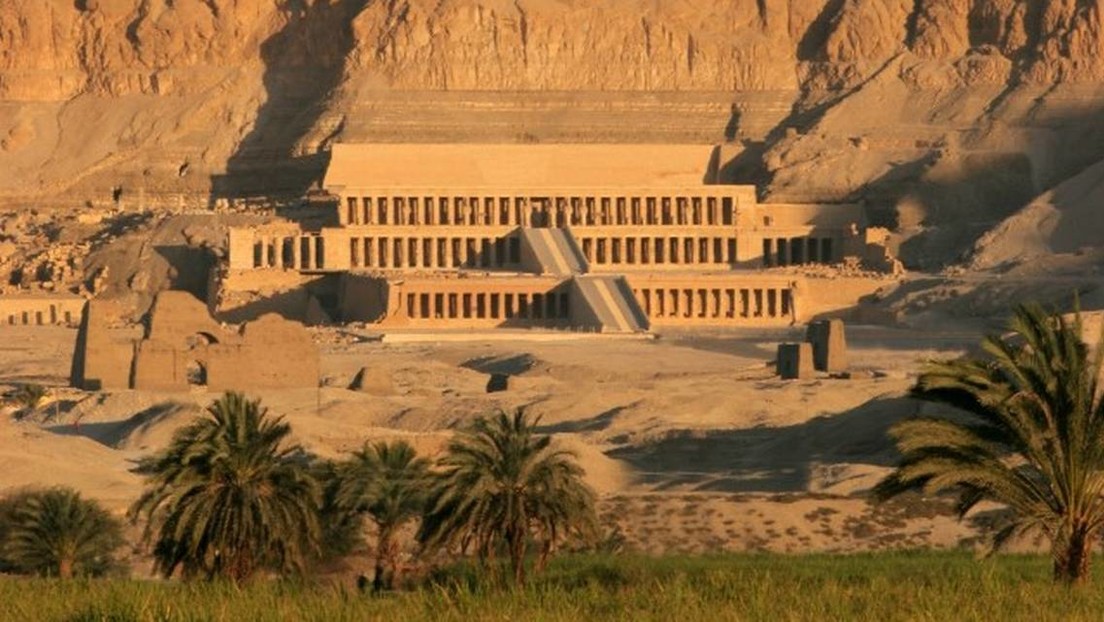 Egipto muestra al mundo el interior de dos cámaras de más de 3.400 años de un templo en el Nilo