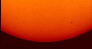 La NASA filma el espectacular paso de Mercurio frente al Sol