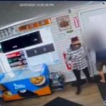 Mujer escapa de su secuestrador después de un año y se pone a salvo en una gasolinera
