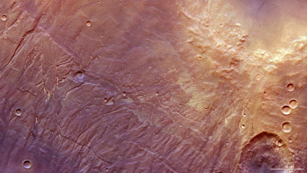 Nuevas imágenes fascinantes muestran 'cicatrices' del pasado de Marte