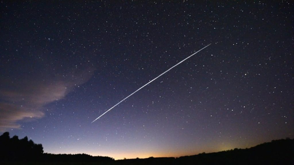 Reportan que China planea lanzar 13.000 satelites para "sofocar" a Starlink