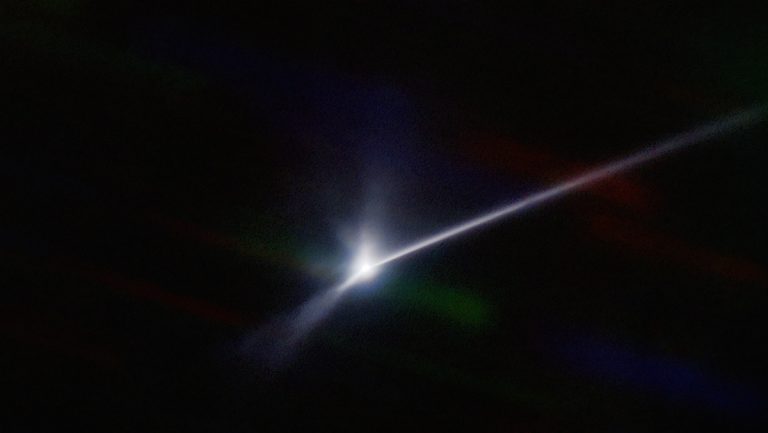 Descubren la formación de una estela de polvo tras la colisión de la nave DART contra un asteroide