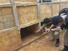 La Policía de Brasil rescata a una mujer que habían enterrado viva en un cementerio