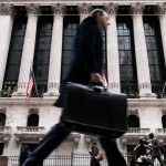 Otros 50 bancos estadounidenses pueden quebrar, advierte un antiguo vicepresidente de Lehman Brothers