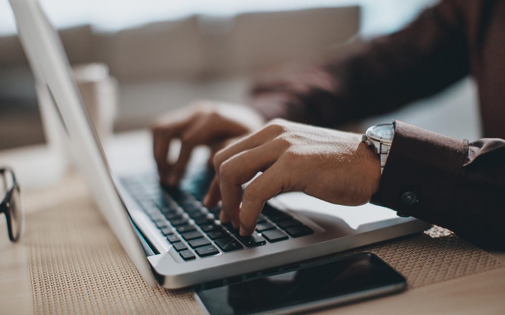 TECH emplea el Método del Caso de Harvard en sus programas académicos para mejorar los sistemas de aprendizaje