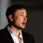 Musk: "Cualquier padre o médico que esterilice a un niño debe ir a prisión de por vida"