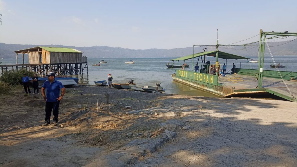Tres personas se ahogan en un lago de El Salvador, entre ellas un exministro de Agricultura