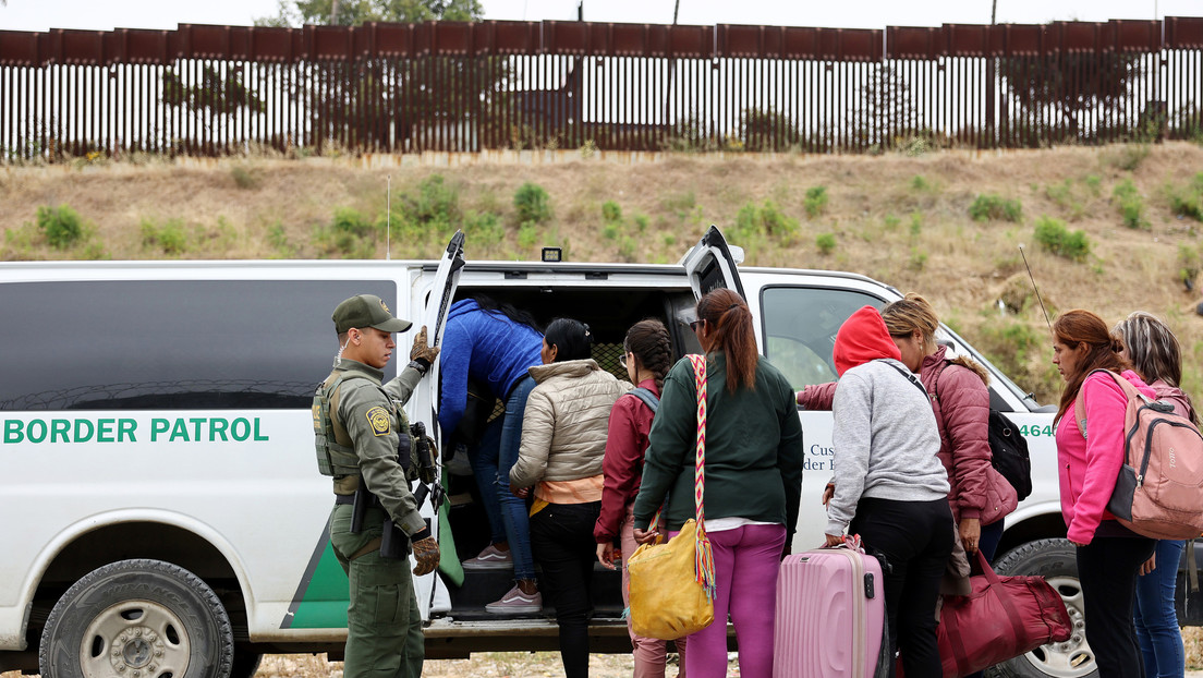 Disminuye en un 50 % la migración desde la frontera sur tras el fin del Título 42, asegura EE.UU.