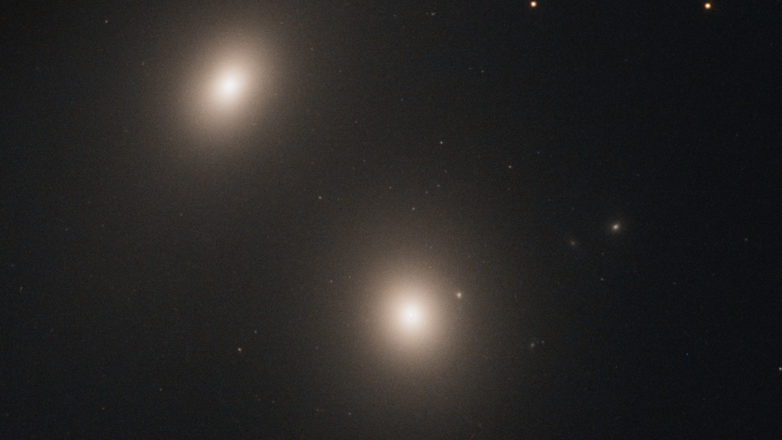 El telescopio Hubble capta una galaxia con un agujero negro supermasivo en el centro