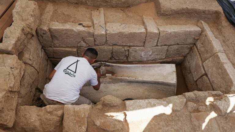 Descubren más de 125 tumbas de la época romana en Gaza