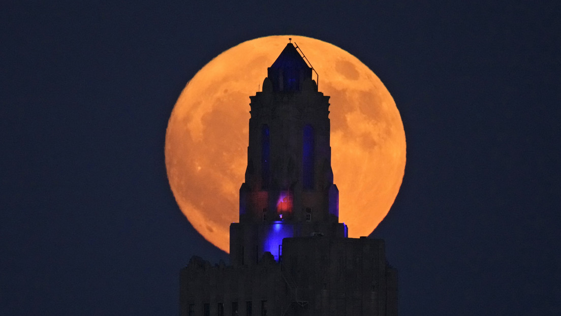 Este agosto ocurrirá un raro evento astronómico de 'luna azul' con un matiz especial