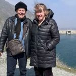 Misteriosa herencia: una mujer se sorprende al recibir una gran suma de dinero de un desconocido