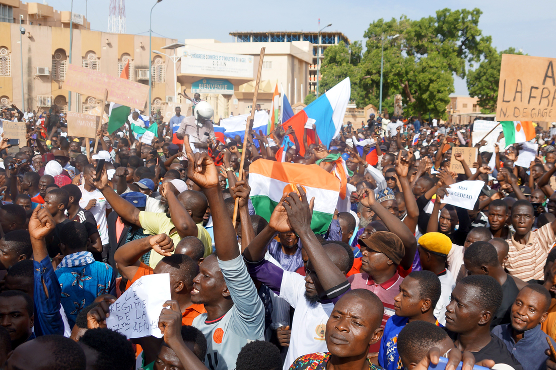 Cómo se agudiza la tensión por la posible intervención militar en Níger