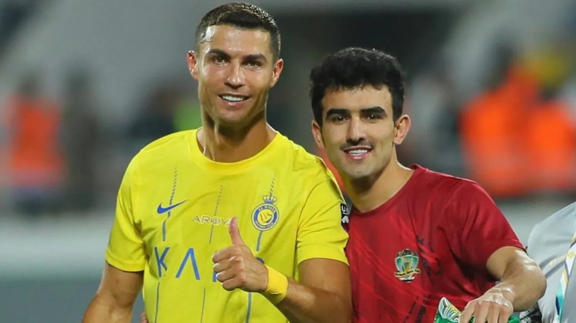 "Con el segundo mejor jugador de la historia": El comentario de un futbolista iraquí tras tomarse una foto con Cristiano Ronaldo