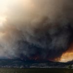 Facebook restringe el acceso a noticias durante grave crisis de incendios en Canadá
