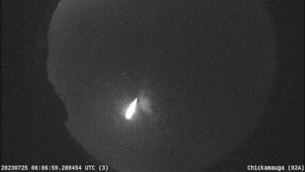 La lluvia de meteoros de las Perseidas alcanza su clímax este sábado: ¿cómo y cuándo observarla?