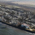 Una sola 'casa milagrosa' sobrevive el fuego en la antigua capital de Hawái destruida por los incendios
