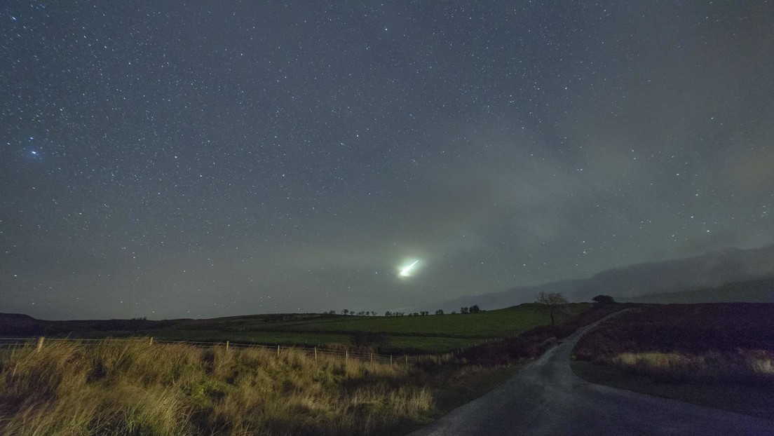 Una bola de fuego verde atraviesa el cielo nocturno de Florida