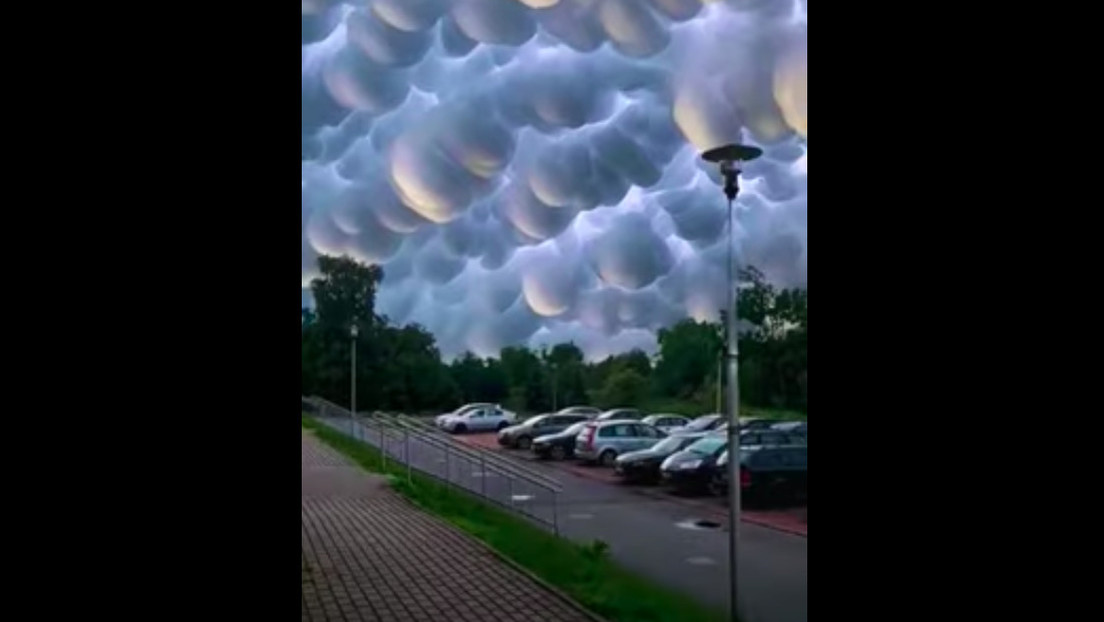 Nubes gigantes de forma inusual aparecen en el cielo de China