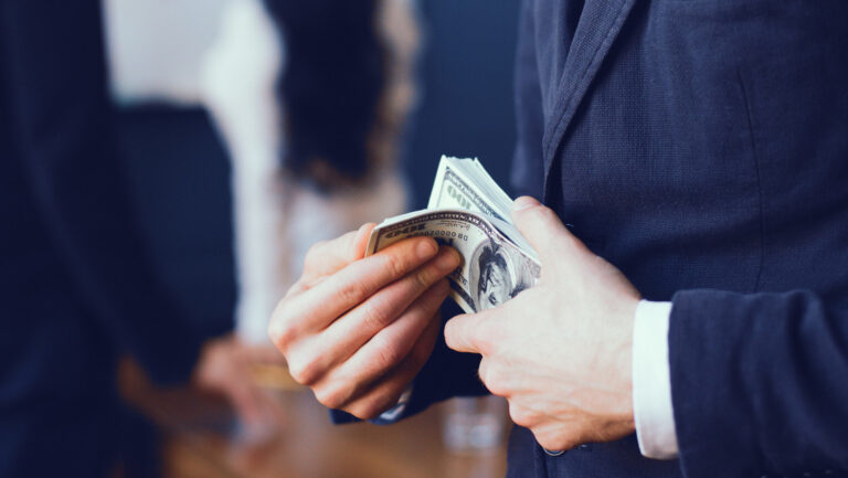 El número de multimillonarios disminuye por primera vez desde 2018