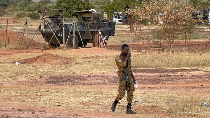 Francia decidirá el redespliegue de sus fuerzas de Níger solo 