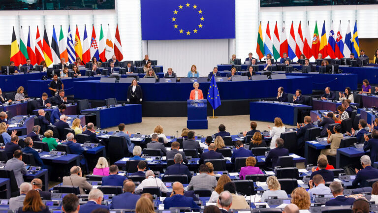 La Comisión Europea opta por no extender la restricción en el abastecimiento de cereales provenientes de Ucrania