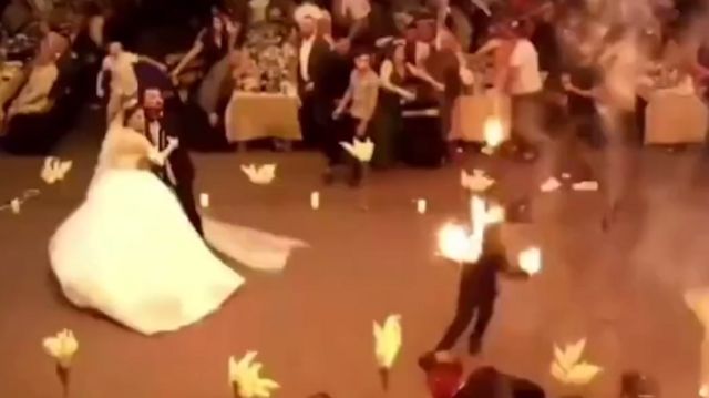 VIDEO: Así se desató el incendio que se cobró más de 100 vidas en una boda en Irak