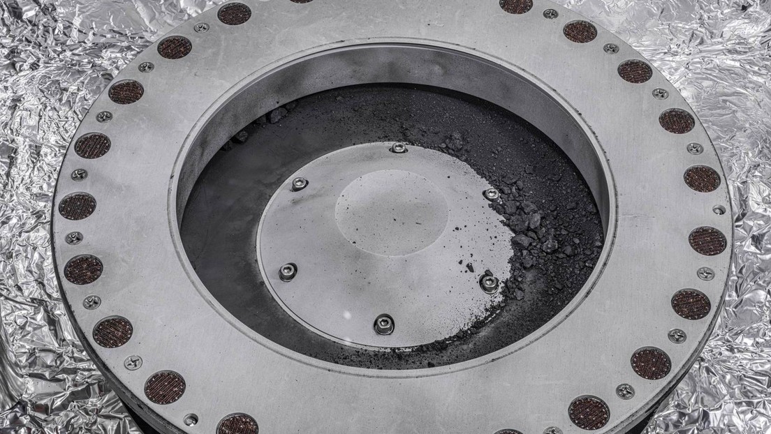 La NASA halla agua y carbono en el asteroide Bennu
