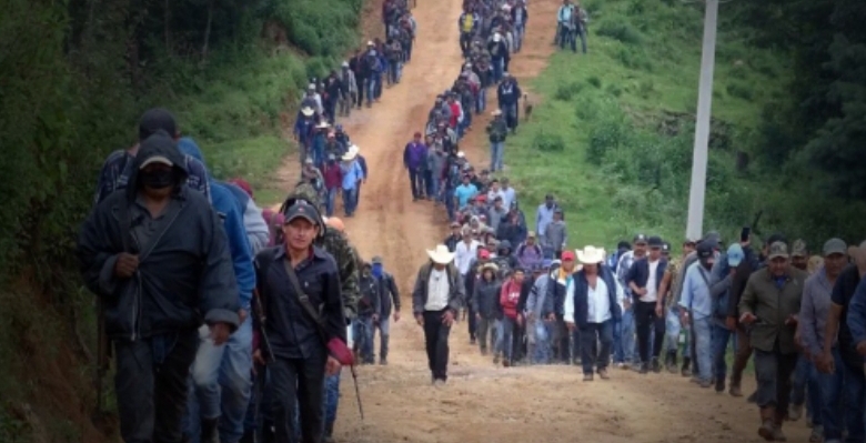 Más de 1.500 campesinos toman las armas para enfrentarse al crimen en el sur de México