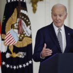 Biden amenaza con vetar la legislación de ayuda a Israel si no incluye a Ucrania