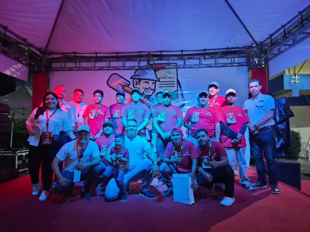 DRYTEC premia a Los duros de la Construcción
