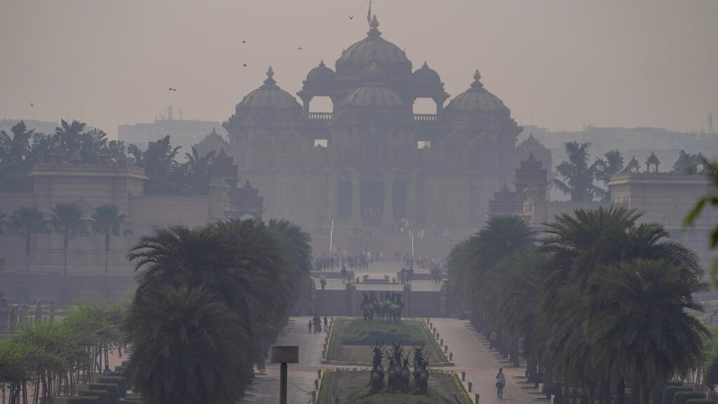 Nueva Delhi planea recurrir a la lluvia artificial para combatir la neblina tóxica