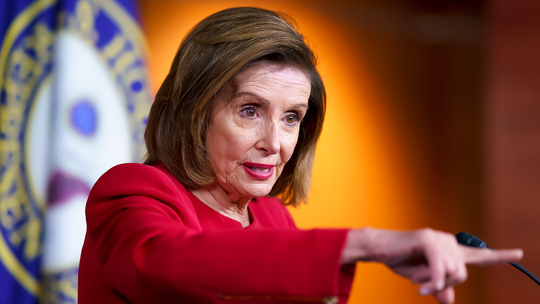 Pelosi critica a Hungría: "No creo que deba estar hoy en la UE"