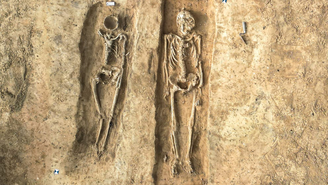 Sepultura medieval revela diferencias religiosas de una pareja