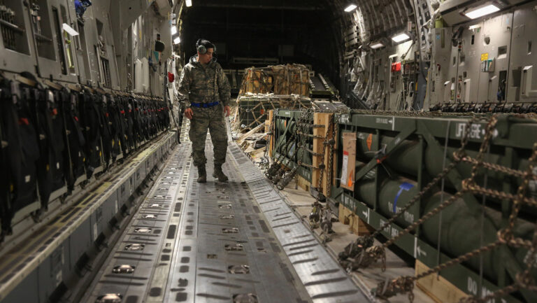 The Intercept: Misiles y drones fueron robados de instalaciones de EE.UU. en Siria e Irak