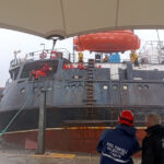 Una tormenta parte en dos un barco frente a las costas de Turquía (VIDEOS)