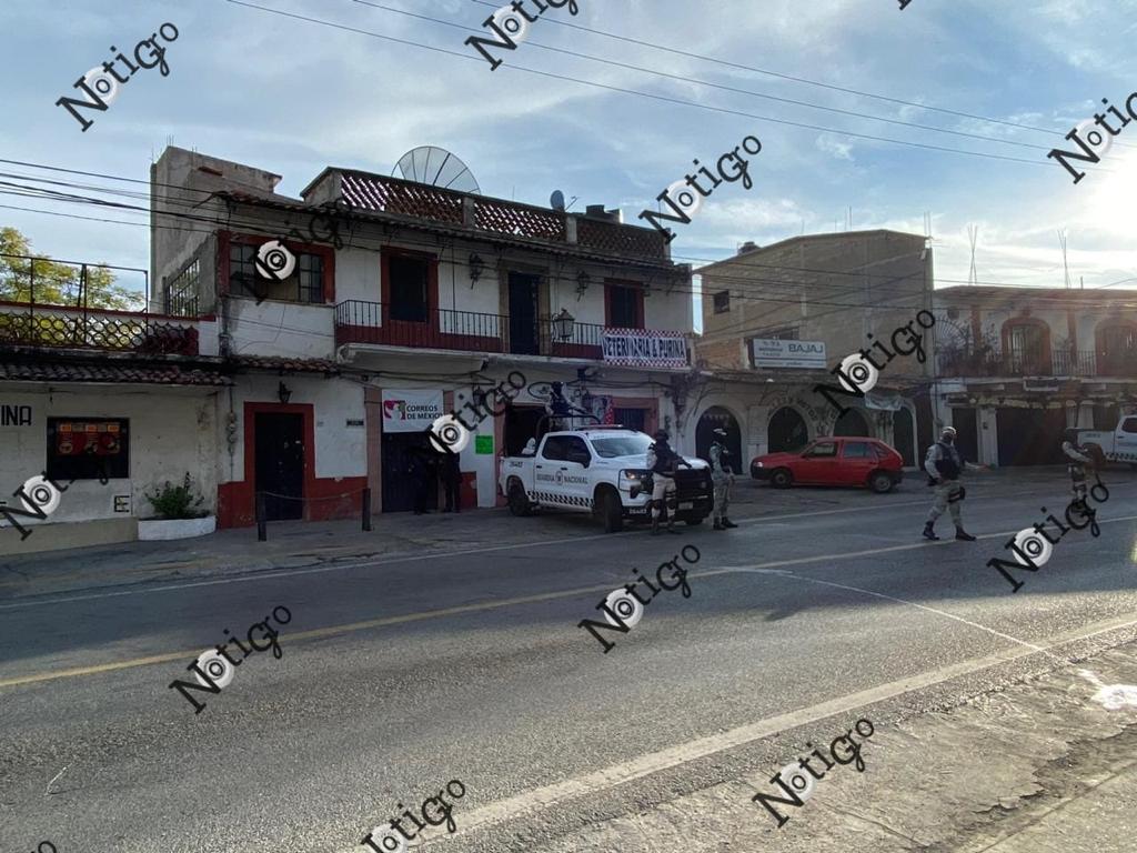 Asesinan y abandonan en un auto a una pareja de maestros en el estado mexicano de Guerrero