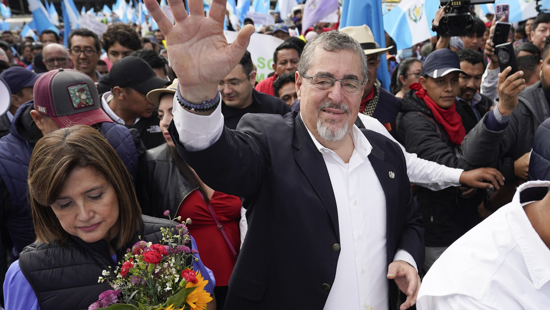 Bernardo Arévalo afirma no tener "ninguna duda" de que asumirá la presidencia de Guatemala