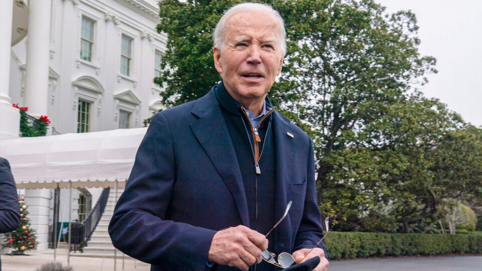 Biden Dice Que Los Presidentes De Ee Uu Pueden Estar Sujetos A Proceso