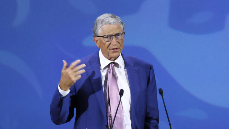Bill Gates: Es poco probable cumplir con el objetivo de mantener las temperaturas por debajo de los 2 grados Celsius