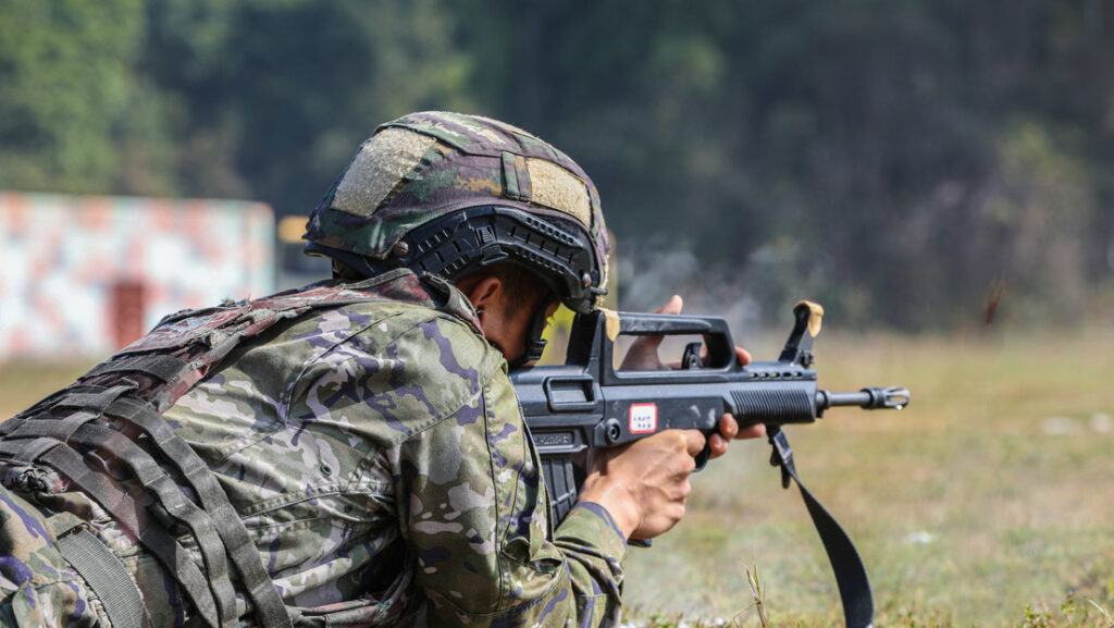 China insta a Asia-Pacífico a estar "muy alerta" por el "despliegue militar avanzado" de EE.UU.