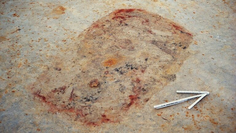 Descubren un enorme cementerio de la Edad de Piedra cerca del círculo polar ártico