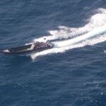 Detienen a 5 españoles al incautar casi 700 kilogramos de cocaína de un barco ultrarrápido en un país africano