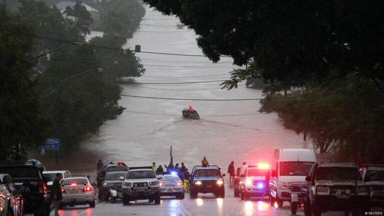 Dos muertos y más de 120.000 personas sin electricidad tras las fuertes tormentas en Australia
