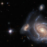 El Hubble capta una conjunción de distantes galaxias espirales