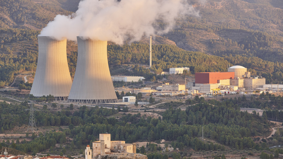 España acuerda el cierre de todas sus centrales nucleares para 2035