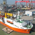 Este barco de perforación chino aspira a ser el primero en llegar al manto de la Tierra