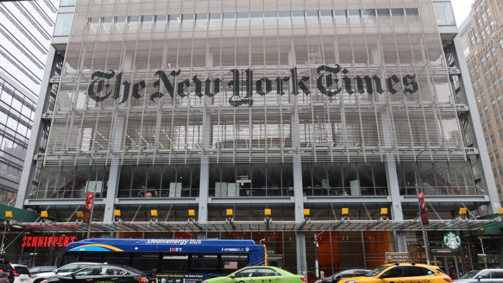 The New York Times Demanda A OpenAI Y Microsoft