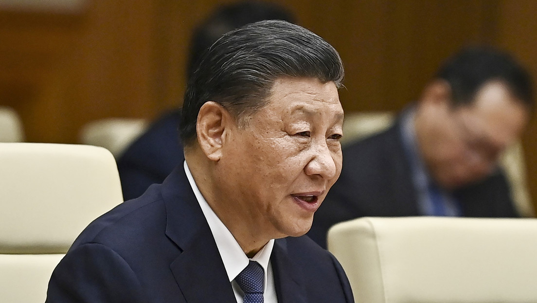 Xi insta a los embajadores chinos a crear un "ejército diplomático de hierro"